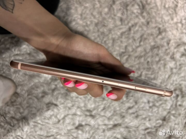 Телефон iPhone 8 plus 64 гб