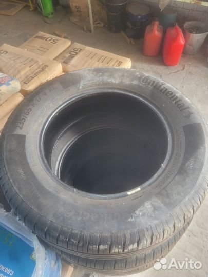 Continental EcoContact 6 235/65 R17