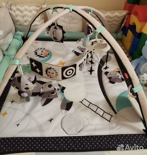 Развивающий коврик tiny love