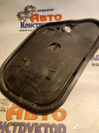 Накладка двери заглушка передняя левая Skoda Rapid