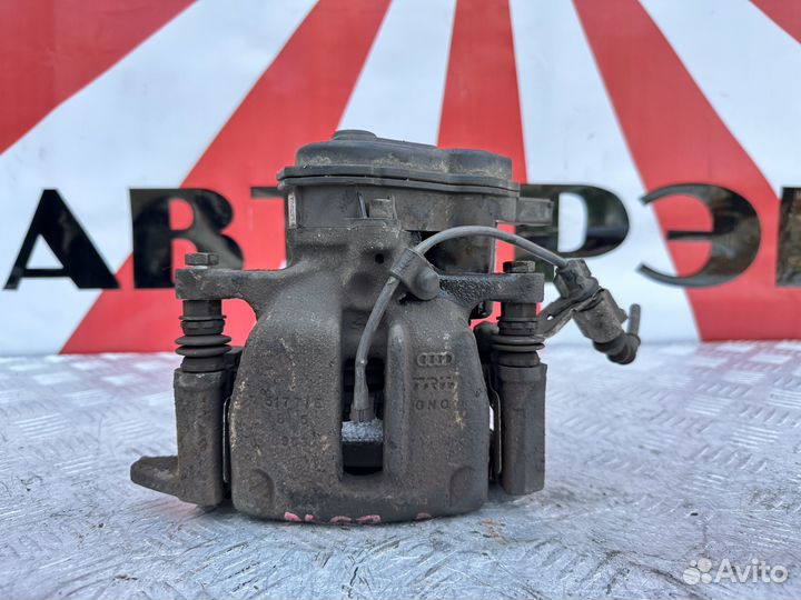 Суппорт задний левый Audi A6 C7