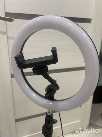 Кольцевая лампа 26 см