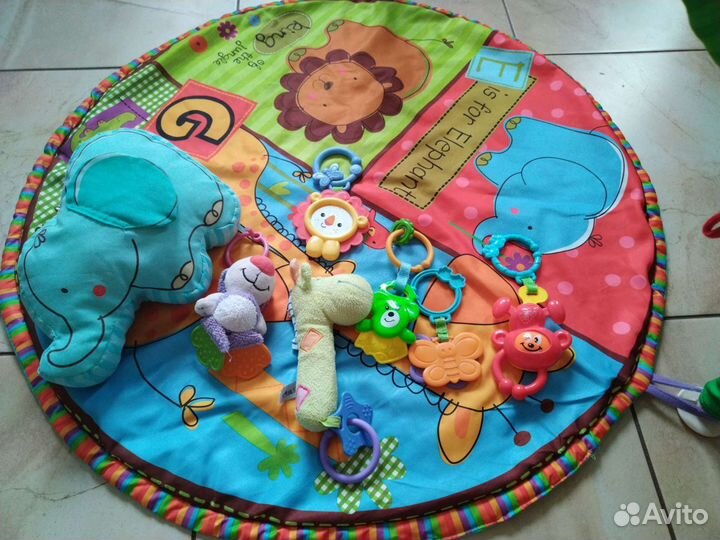 Развивающий коврик