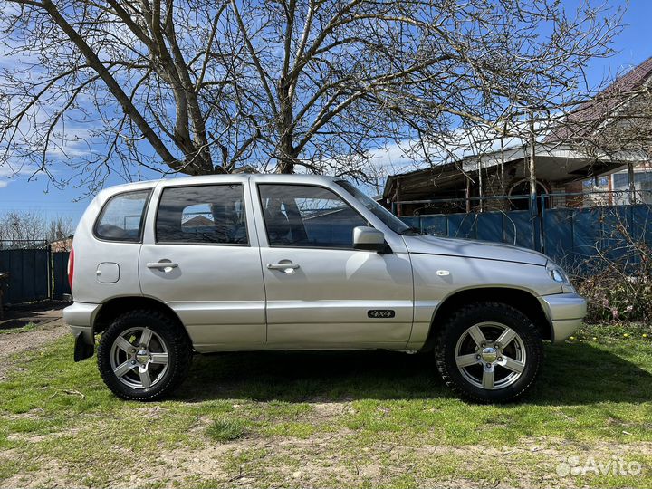 Chevrolet Niva 1.7 МТ, 2004, 118 267 км