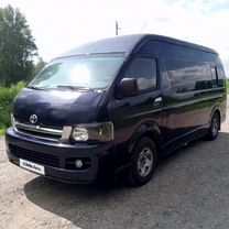 Toyota Hiace 2.7 MT, 2005, 800 000 км, с пробегом, цена 899 999 руб.