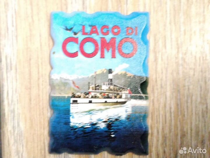 Магниты на холодильник из разных стран