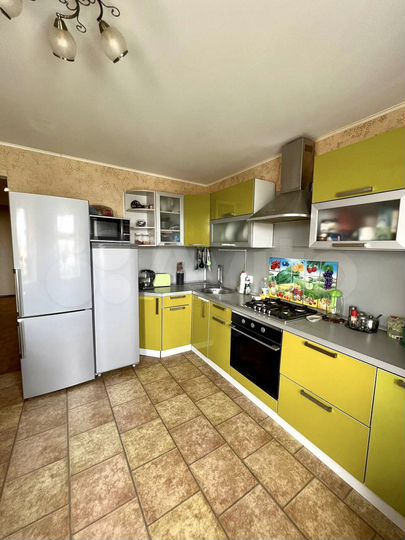 2-к. квартира, 65 м², 10/10 эт.