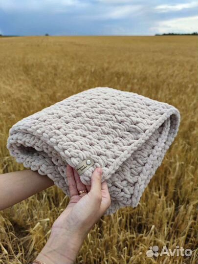 Плед детский вязаный