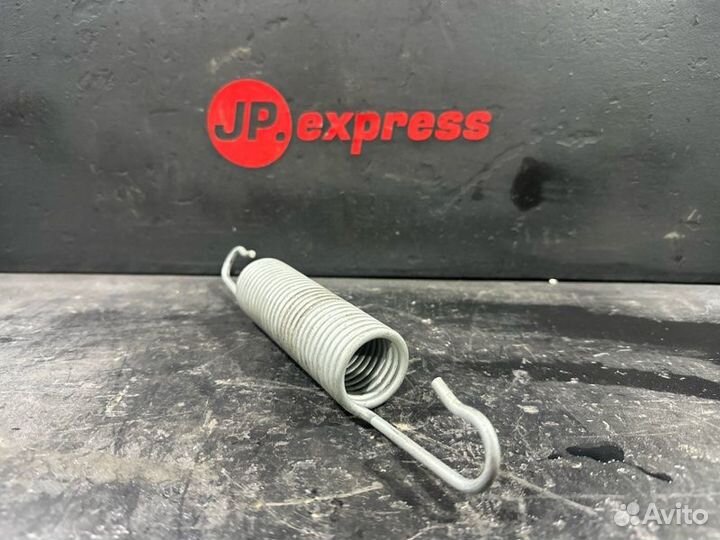 Пружина крышки багажника Bmw 5 E60 N52B25A 2005