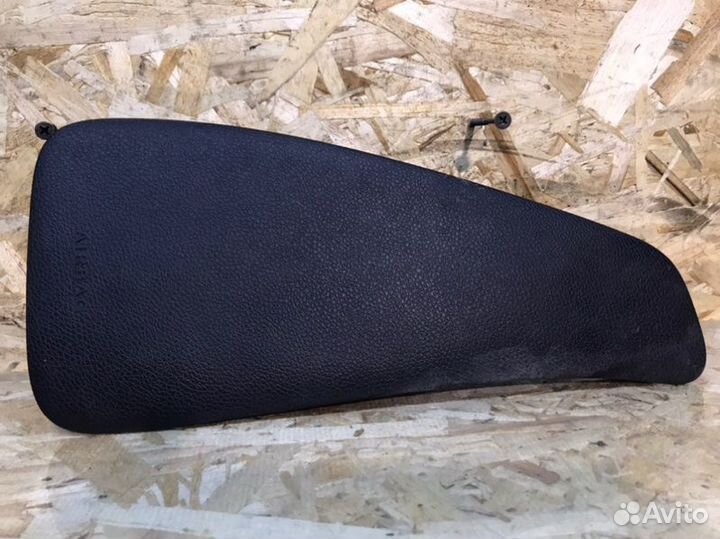 Подушка безопасности левая Mercedes-Benz C W204