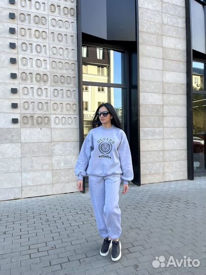 Спортивный костюм женский теплый