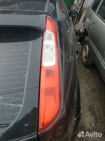 Задние фонари Форд Фокус 2