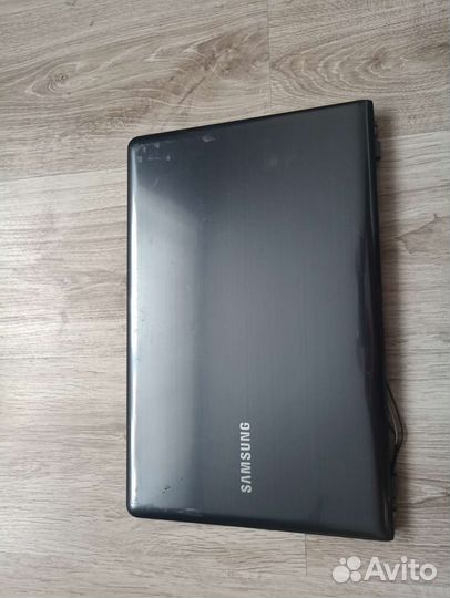 Крышка матрицы Samsung np350e5c np355v5c