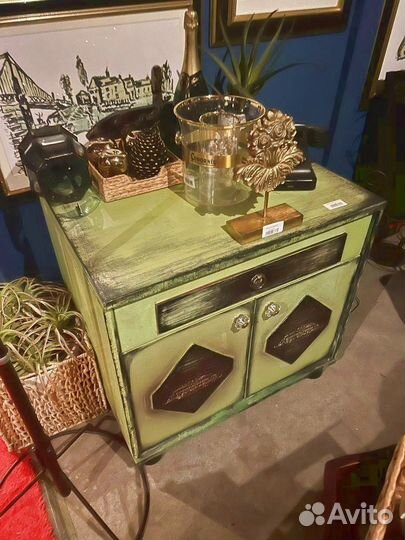 Комод зеленый дизайнерский