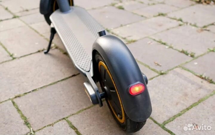 Электросамокат Hiper Triumph M100 Gray