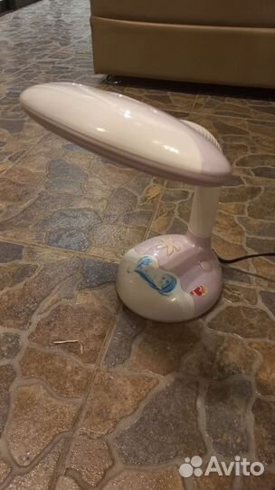 Светильник настольный