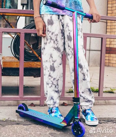 Трюковвой самокат Hipe H11 NeoChrome