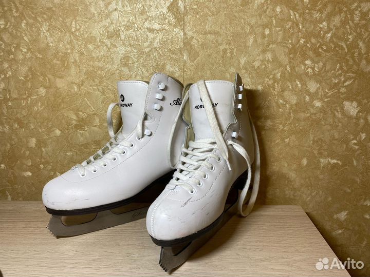 Коньки фигурные женские Nordway Alice 38р