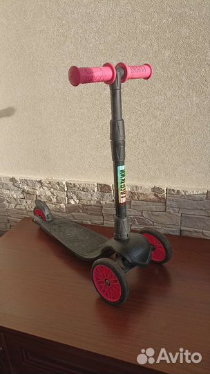 Самокат от 1 года до 6 лет