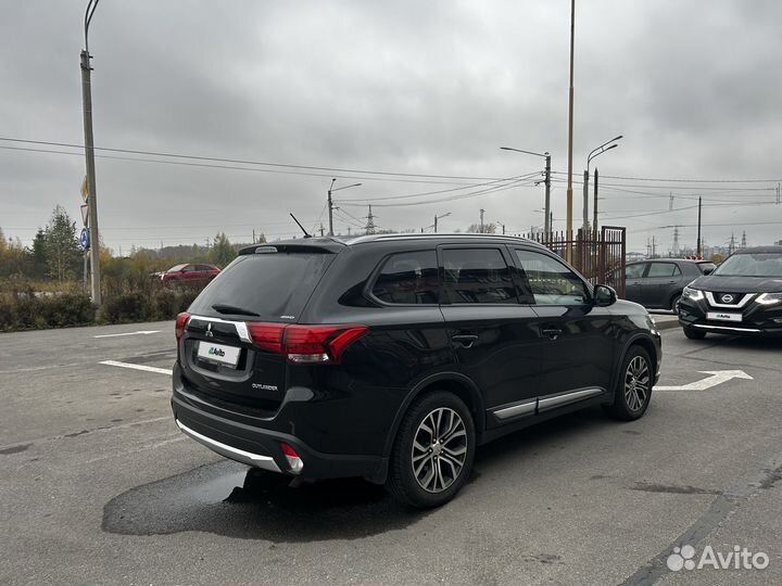 Mitsubishi Outlander 2.4 CVT, 2016, 91 907 км