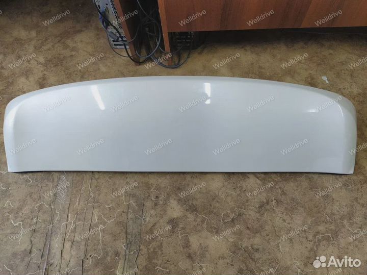 Спойлер верхний Lexus GX460 белый тюнинг