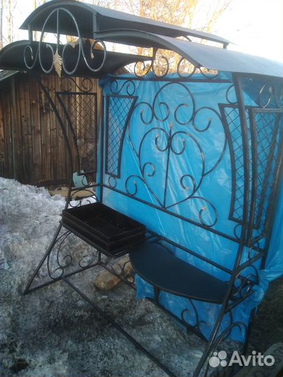 Мангальница с козырьком