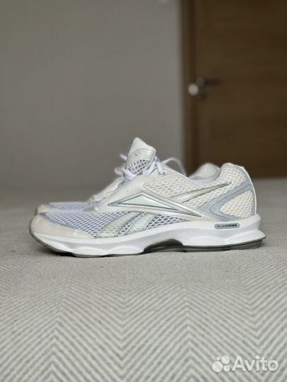 Reebok Runtone кроссовки, белые, размер 39