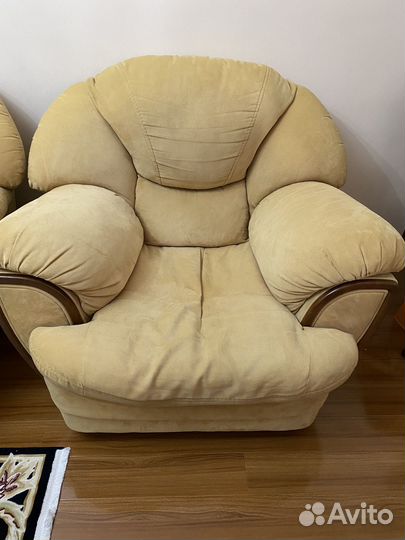 Диван и 2 кресла