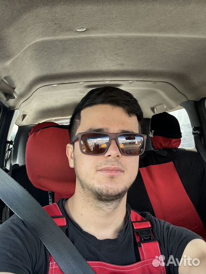 Електрик для башенный кран libher potain