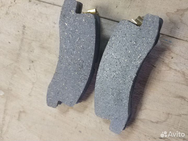 Колодка тормозная Kebono A-222WK (04466-32030)