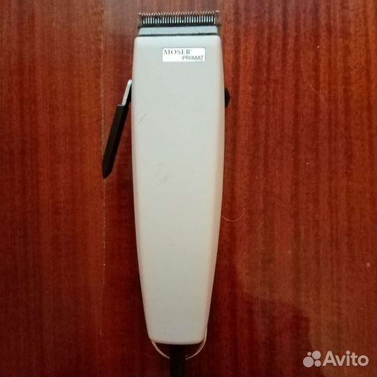 Машинка для стрижки волос профессиональная