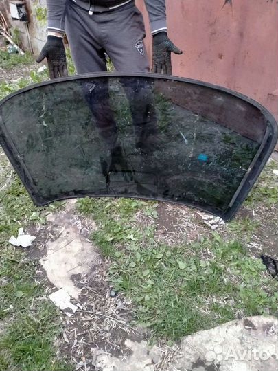 Заднее стекло Форд Мондео 2