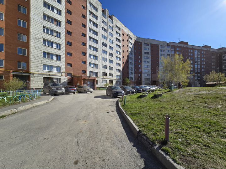 3-к. квартира, 62,1 м², 8/10 эт.