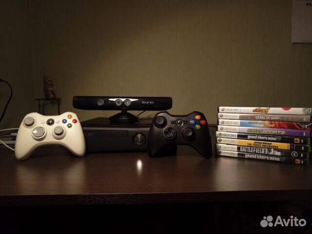 Xbox 360 Slim 4GB + Kinect