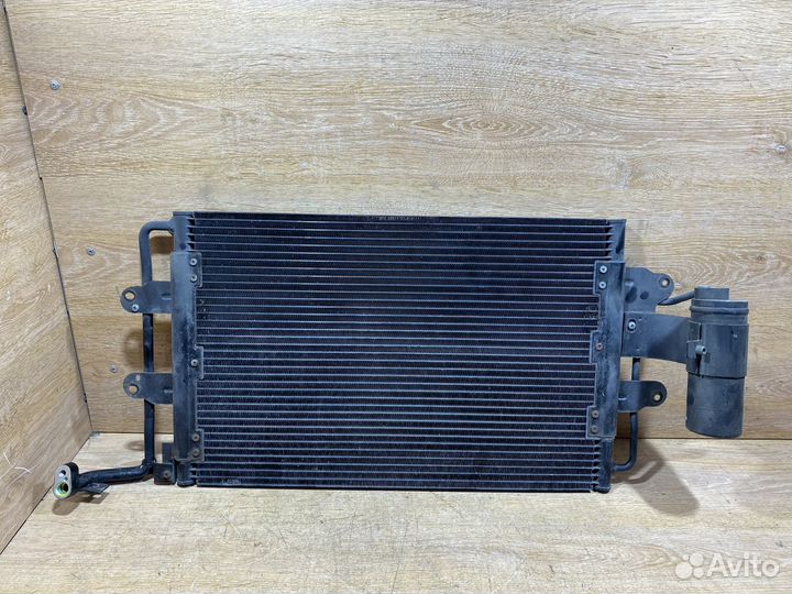 Радиатор кондиционера VW New Beetle A4 128229