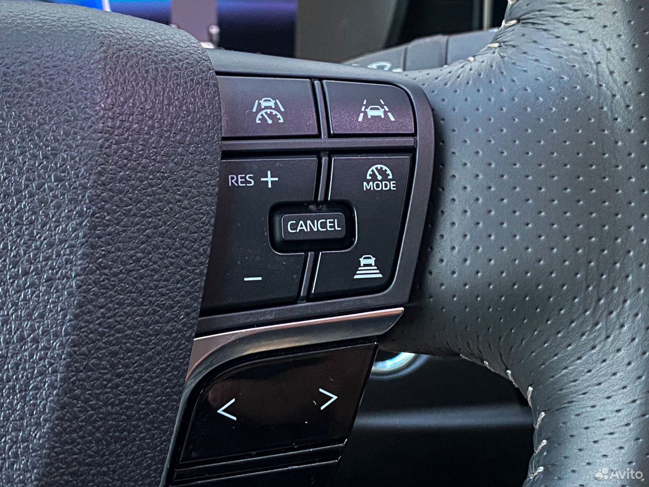 Toyota Camry 2.0 CVT, 2026, 4 590 км