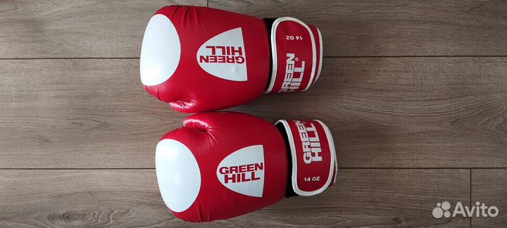 Боксерские перчатки 14 oz бу