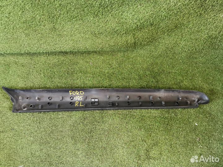 Накладка на крыло задняя левая Ford Explorer U251