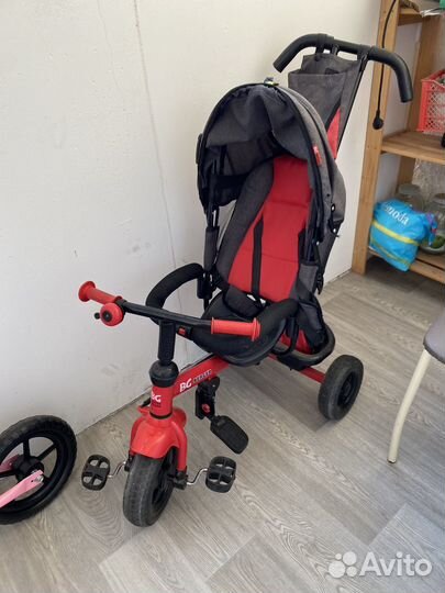 Трехколесный велосипед с ручкой