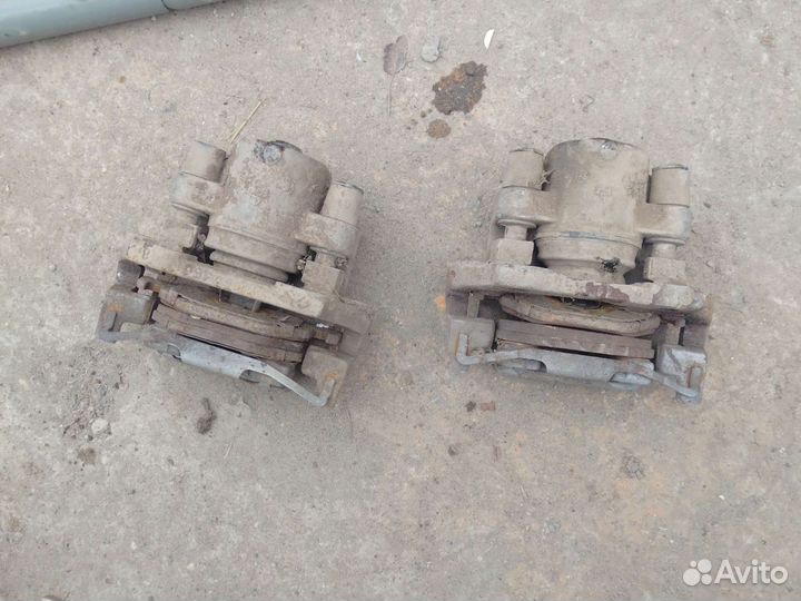 Суппорт задний BMW 5 E39