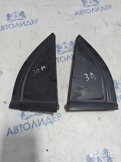 Треугольник двери задний Kia Spectra седан S6D