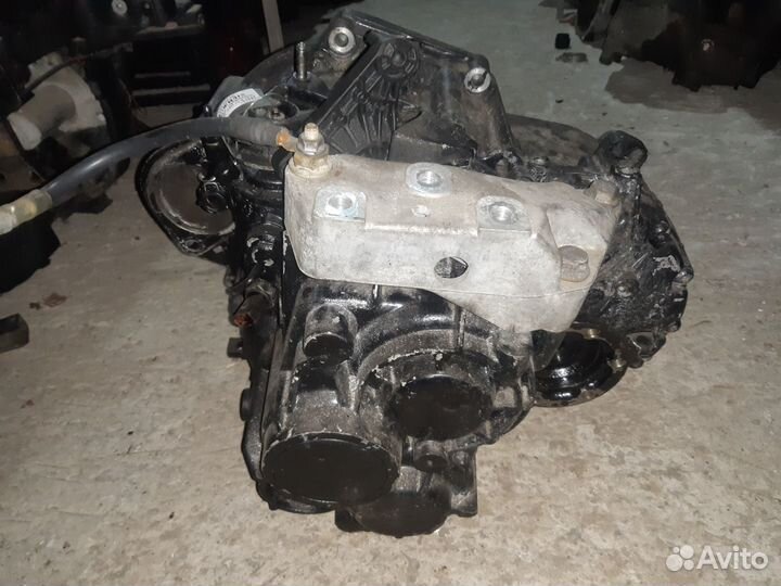 Мкпп-6ступ. Volkswagen Passat B6 2.0 TDI cbab 2010