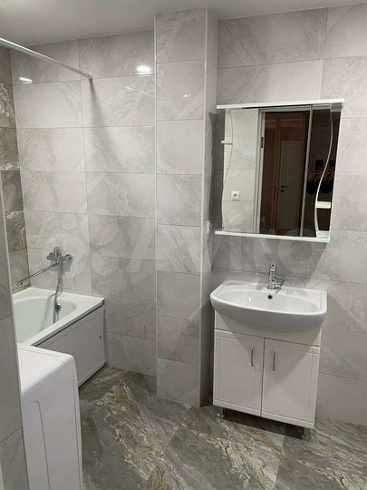 4-к. квартира, 90 м², 4/5 эт.