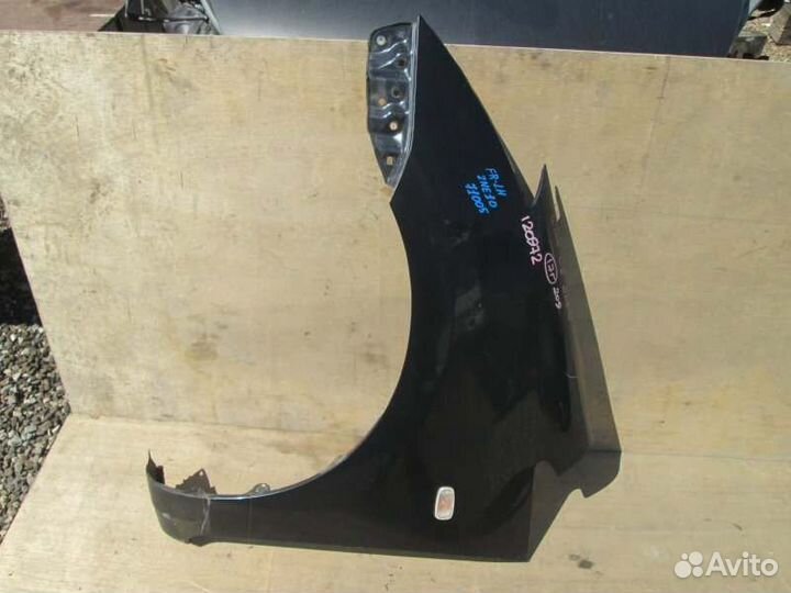 Крыло переднее левое Toyota Wish ZNE10 1ZZ-FE 2008