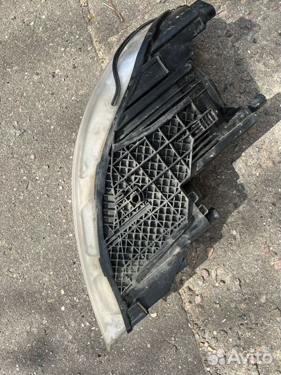 Фара левая на skoda octavia a5
