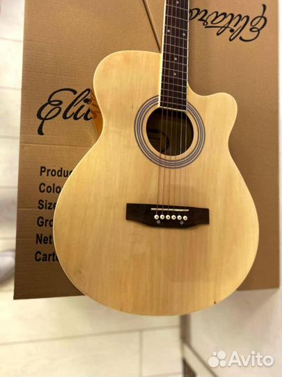 Акустическая гитара