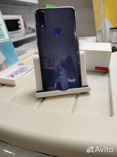Xiaomi Mi Play, 4/64 ГБ