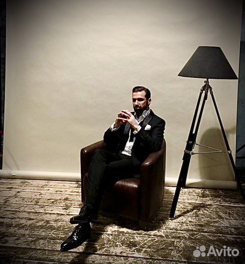 Режиссер постановщик, сценарист