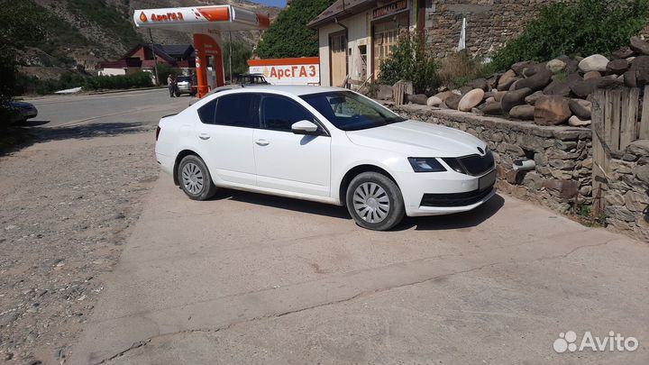 Skoda Octavia 1.6 AT, 2017, 333 333 км