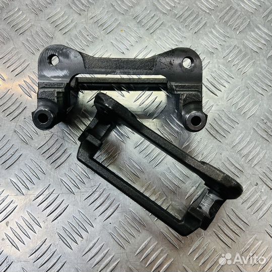 Скоба суппорта Газель